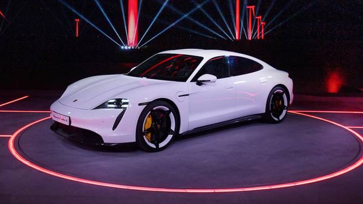 Porsche Taycan : Tout sur la première voiture électrique de sport