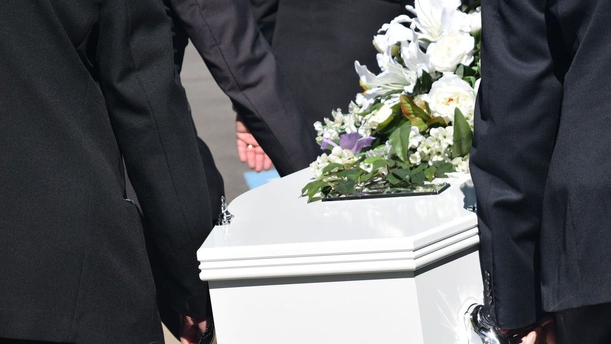 Pourquoi faire appel à un agent funéraire en cas de décès ?