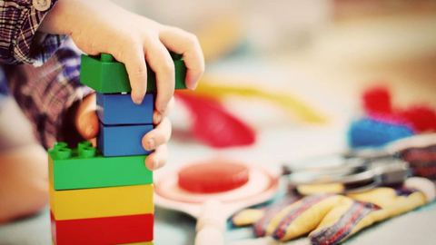 Bénéficier des meilleurs services de baby-sitting en anglais grâce à Récréland Paris