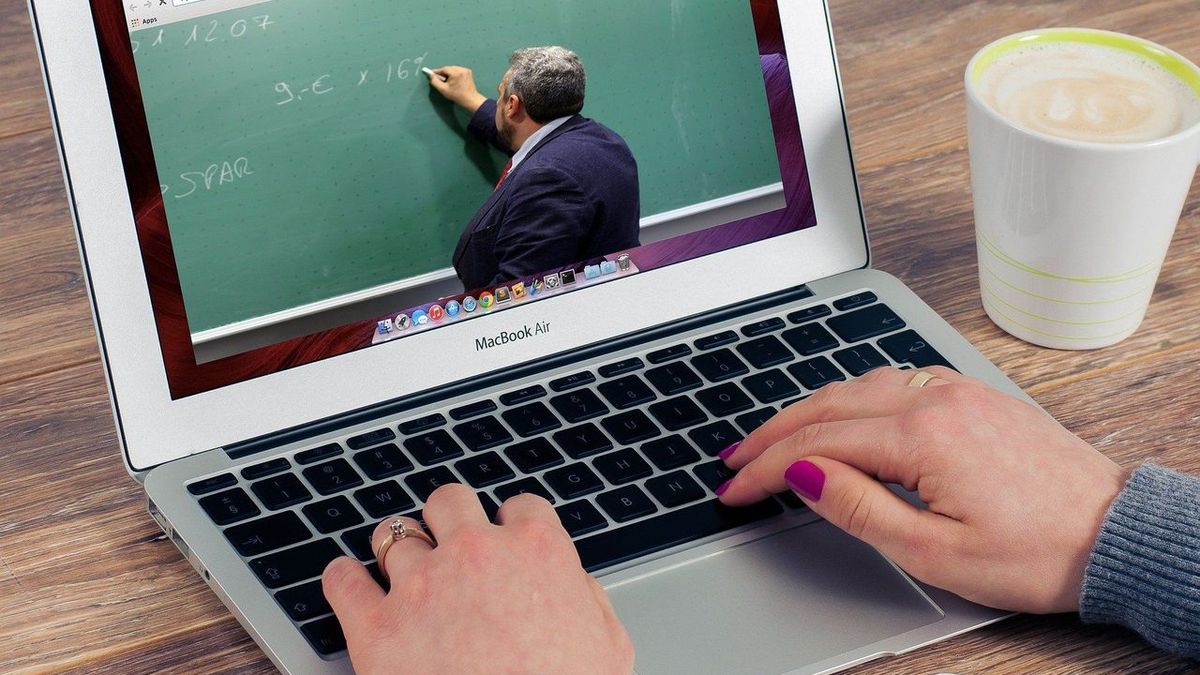 Meetinclass.com : vos cours de soutien en ligne ou en présentiel
