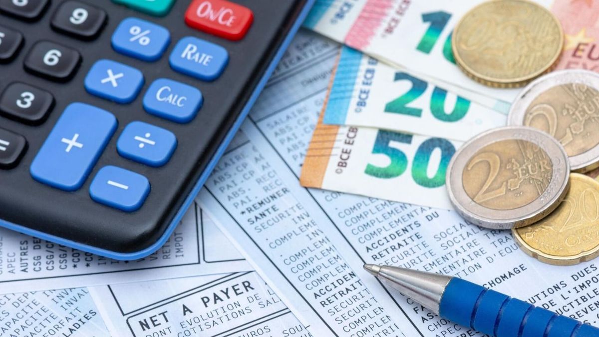 Hausse du Smic, du prix du tabac et des timbres : voici les augmentations à partir du 1er janvier 2024