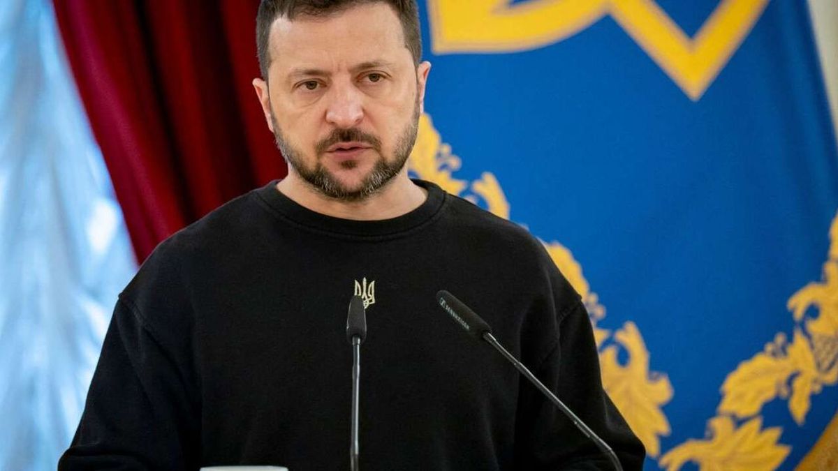 Following the adoption of the American aid plan, Volodymyr Zelensky welcomes the necessary support that kyiv will benefit from