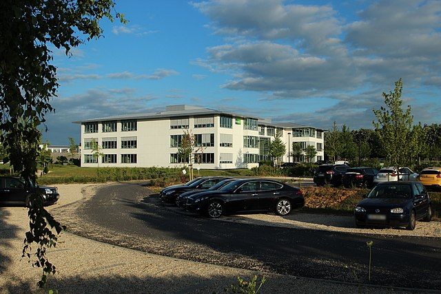 découvrez europcar france en 2024 et profitez d'offres exceptionnelles pour la location de véhicules. que ce soit pour un voyage d'affaires ou des vacances, europcar propose un large choix de voitures récentes et des services adaptés à vos besoins. réservez dès maintenant pour un service de qualité et une expérience de mobilité inégalée.