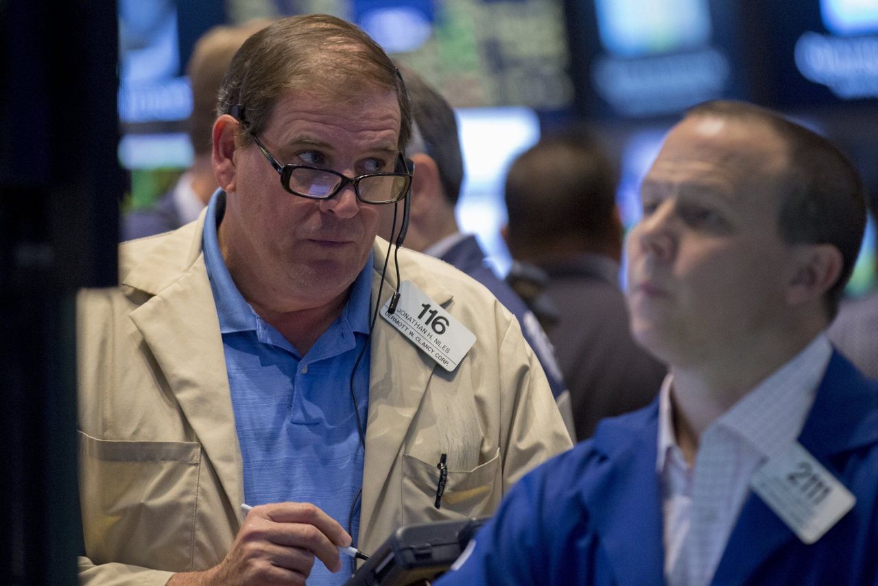 Apple'ın Dow Jones üzerindeki etkisi, teknoloji lideri rolü ve mevcut borsa eğilimleri hakkında bilgi edinin. Apple'ın performansının analizi ve bunun amiral gemisi endeksi üzerindeki etkisi.