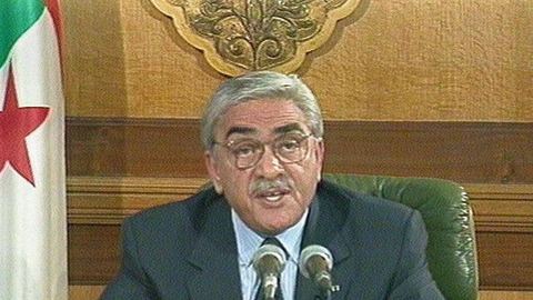 Liamine Zeroual, ancien président algérien, est décédé à 84 ans.