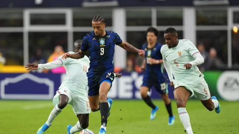 Quand João Pedro compare la Seleção actuelle aux anciennes gloires.