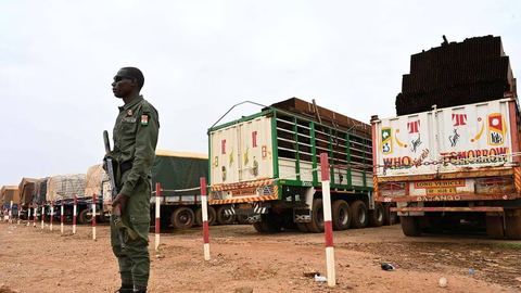 Burkina Faso : la junte suspend près de 360 associations