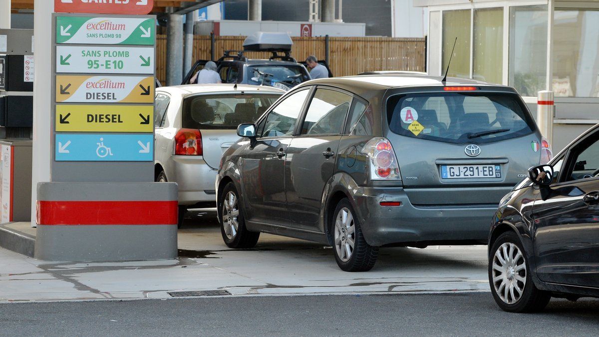 Prix du carburant : Pourquoi la France maintient-elle ses taxes en pleine crise pétrolière ?