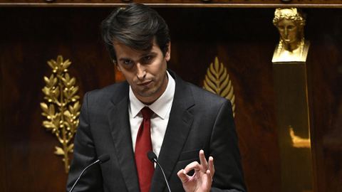 Carburants : « Le gouvernement ne fait que gagner du temps avec ses aides insuffisantes », déclare Gaëtan Dussausaye, député RN.