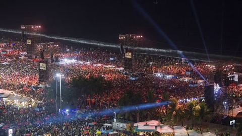 EN IMAGES. Rio danse au son de « Waka Waka » lors du concert géant de Shakira.