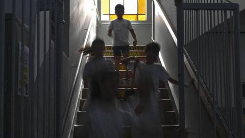 Un adolescent de 13 ans tire dans une école au Brésil, tuant deux employés.