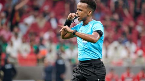 Coupe du monde 2026 : Omar Artan, meilleur arbitre africain 2025, écarté à la dernière minute