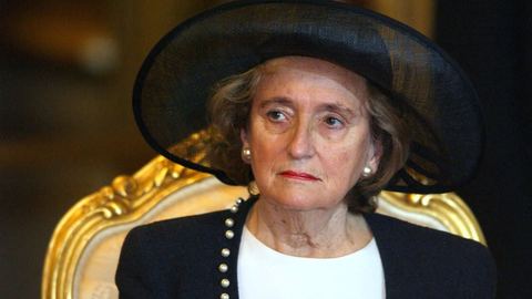 Décès de Bernadette Chirac : femme influente et populaire du président