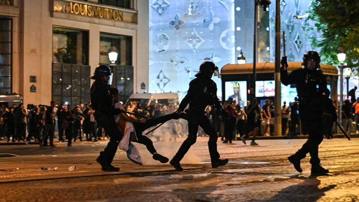 «Il est urgent d'éradiquer la violence qui nuit aux Français», affirme Alexandre Ouizille, sénateur PS.