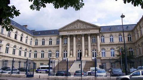 La justice et les violences sexuelles : « 826 dossiers à traiter en trois semaines, c'est très court » - Reportage France
