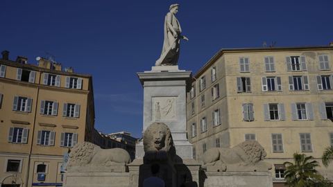 Réforme constitutionnelle en France : une Corse autonome dans la République ?