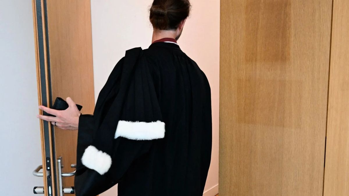 Strasbourg : Ostéopathe condamné à 17 ans pour abus sur 29 patientes.