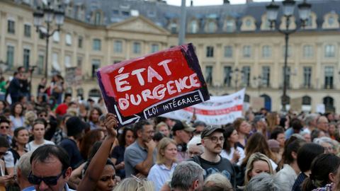Violences sexuelles : manifestations à Paris et dans plusieurs tribunaux pour une « loi globale »