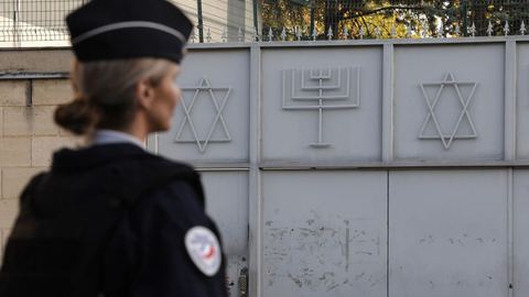 Enquête terroriste après la découverte d'armes près d'une synagogue à Sarcelles