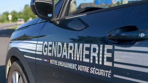 Loire : Un père tire sur des gendarmes avant de se suicider devant ses enfants.