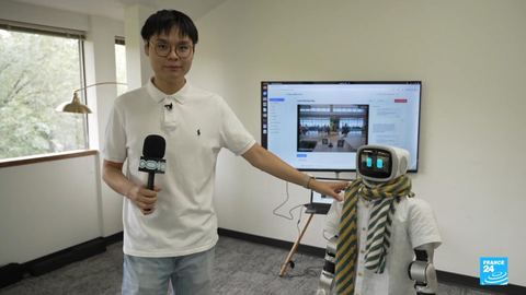 L'ère des robots : Silicon Valley intègre les machines humanoïdes dans notre quotidien.